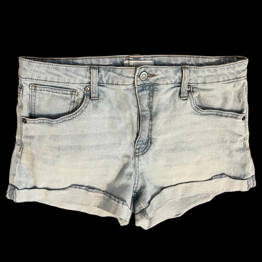 RE generation Celebrity Pink (10.5”) Rise Light Wash Jean Shorts Size 13/31.